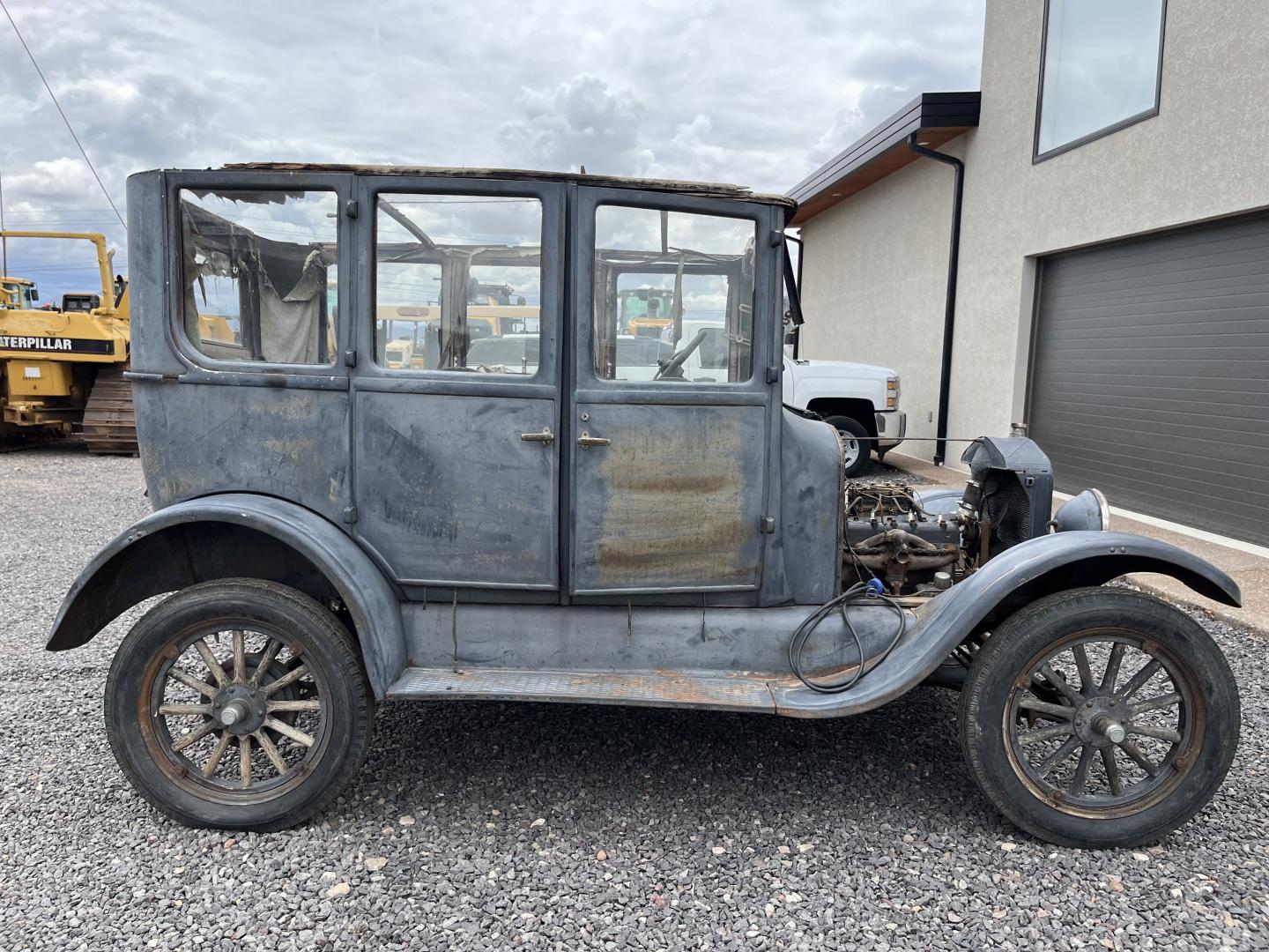 ./imagenes/INVOICE/2019/18028/Tin Lizzie (2).JPG